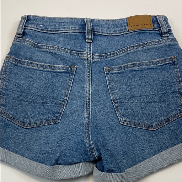 American Eagle Mom Shorts Medium Wash High Rise Cuffed Stretch Denim Sz 0 - Picture 5 of 8